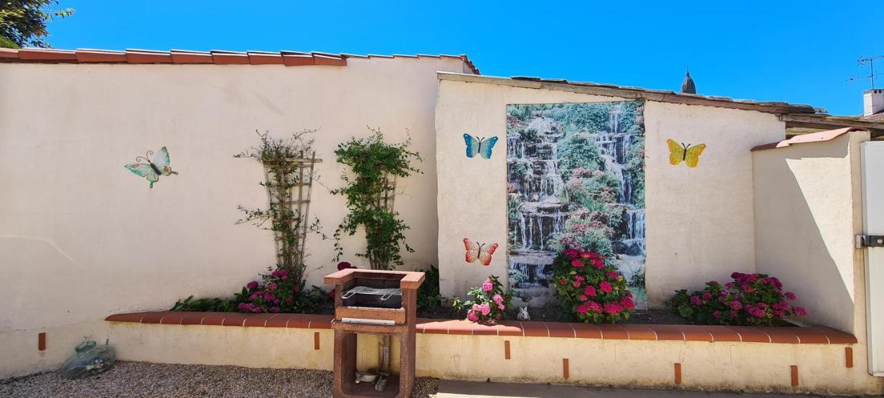 Gîte le Vallon à Chambretaud, 5 min du Puy du Fou Esterno foto